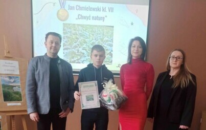 Zdjęcie do Uroczystość rozdania nagr&oacute;d laureatom i wyr&oacute;żnionym w konkursie CHWYĆ NATURĘ